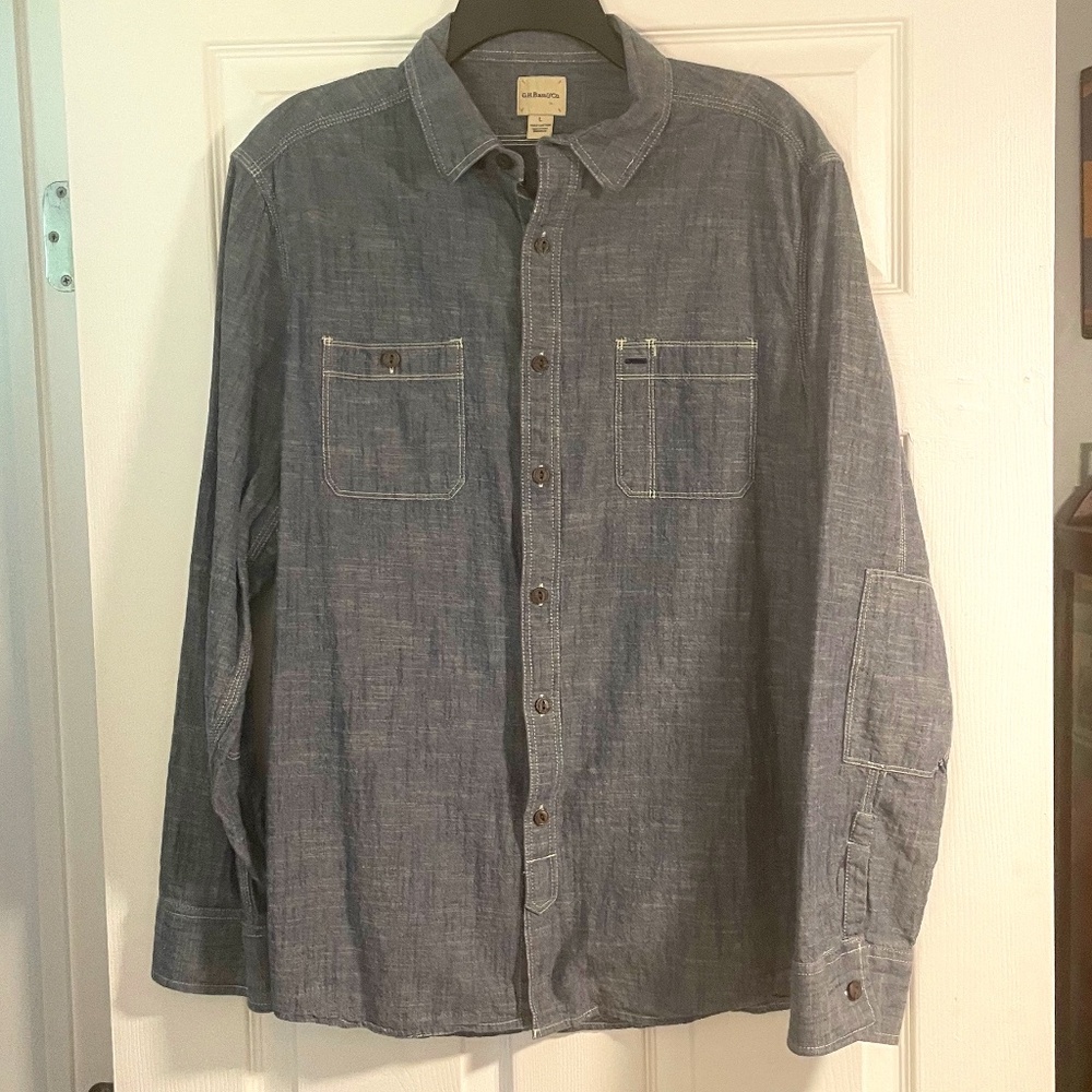 GH Bass Men's Button Down - Size L